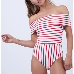 NWT SOLID & STRIPED THE VERA
